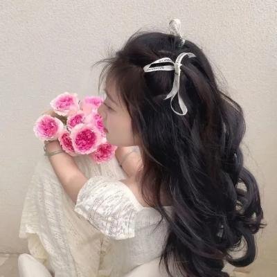 小资女孩向前冲